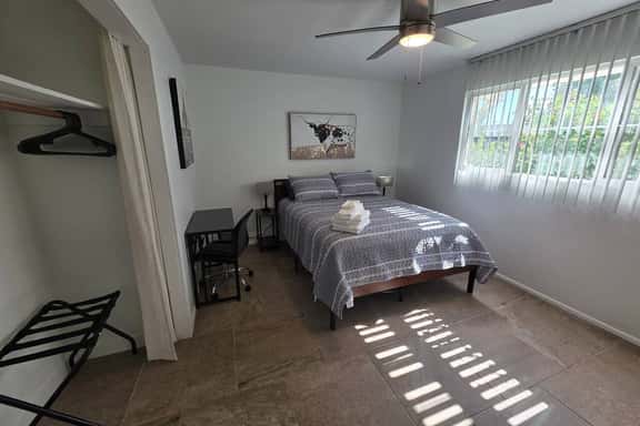 Prime Tempe Room #5 - Image 1