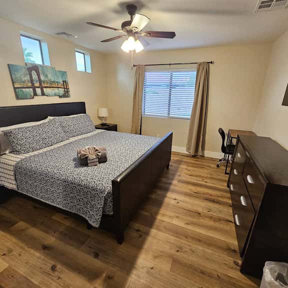 Northridge - Fully Furnished Cozy Room #5 - Image 1