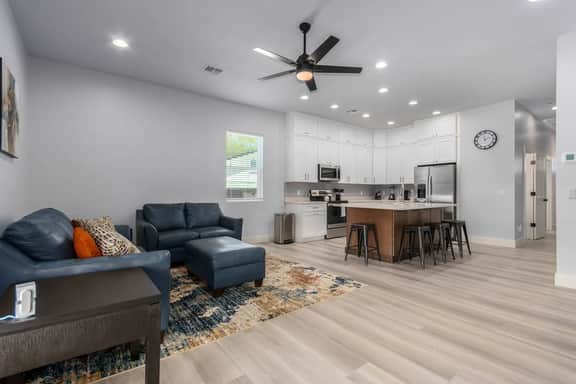 Mesa Downtown Room #2 - Image 5